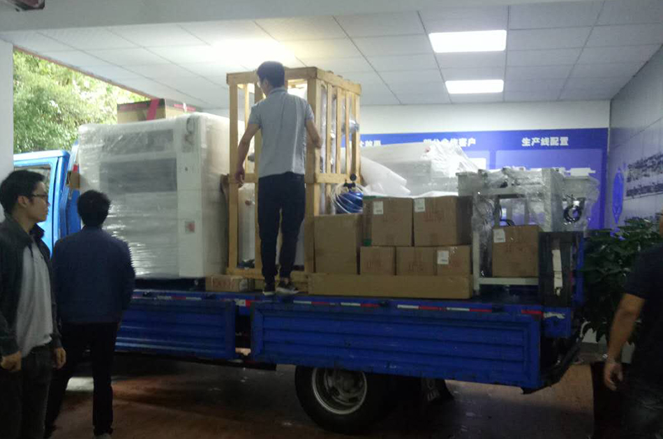 上?？蛻鬝MT設(shè)備專車送貨，貨到上門安裝調(diào)試
