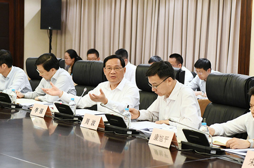 上海市委書記李強專題調研半導體產業(yè)發(fā)展